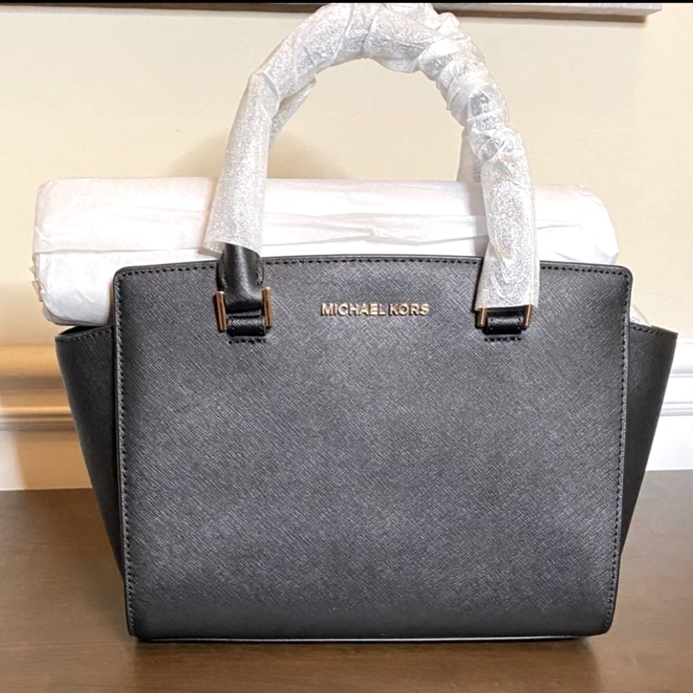 NWT Michael Kors Selma Medium Satchel